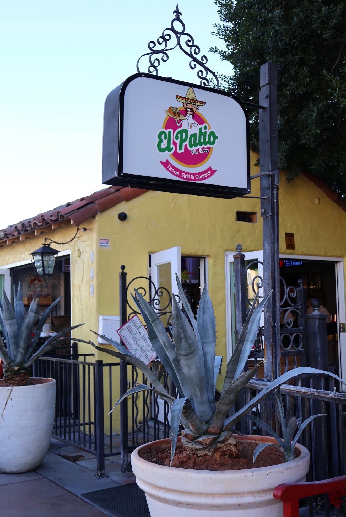 The El Patio Palm Springs entrance and sign on East Andreas Road
